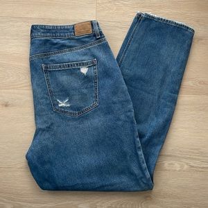 American Eagle women’s mom Jean denim distressed pants